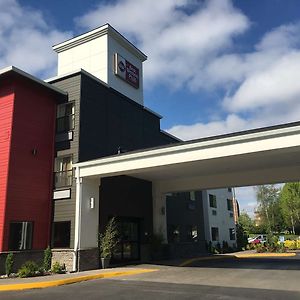 Best Western Plus Portland Airport Hotel&Suites